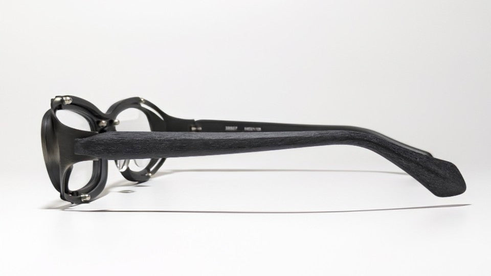 less than human 38507 col.1010